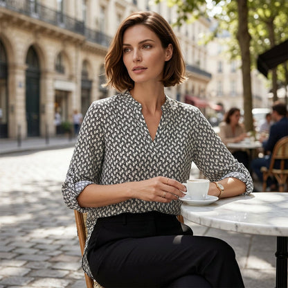 🌞NEU: Sommerkollektion mit bis zu 50% Rabatt 🛍️Damen Bluse mit geometrischem Print & V-Ausschnitt – lockere Passform, leicht & vielseitig